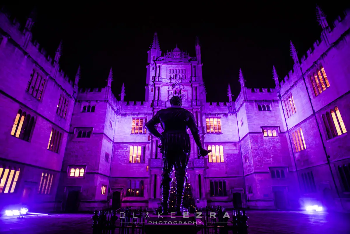 A Winter WEddign at Bodleian Libraries Hannah Hope Wedding planner