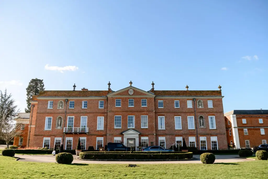 UK wedding locations for American couples