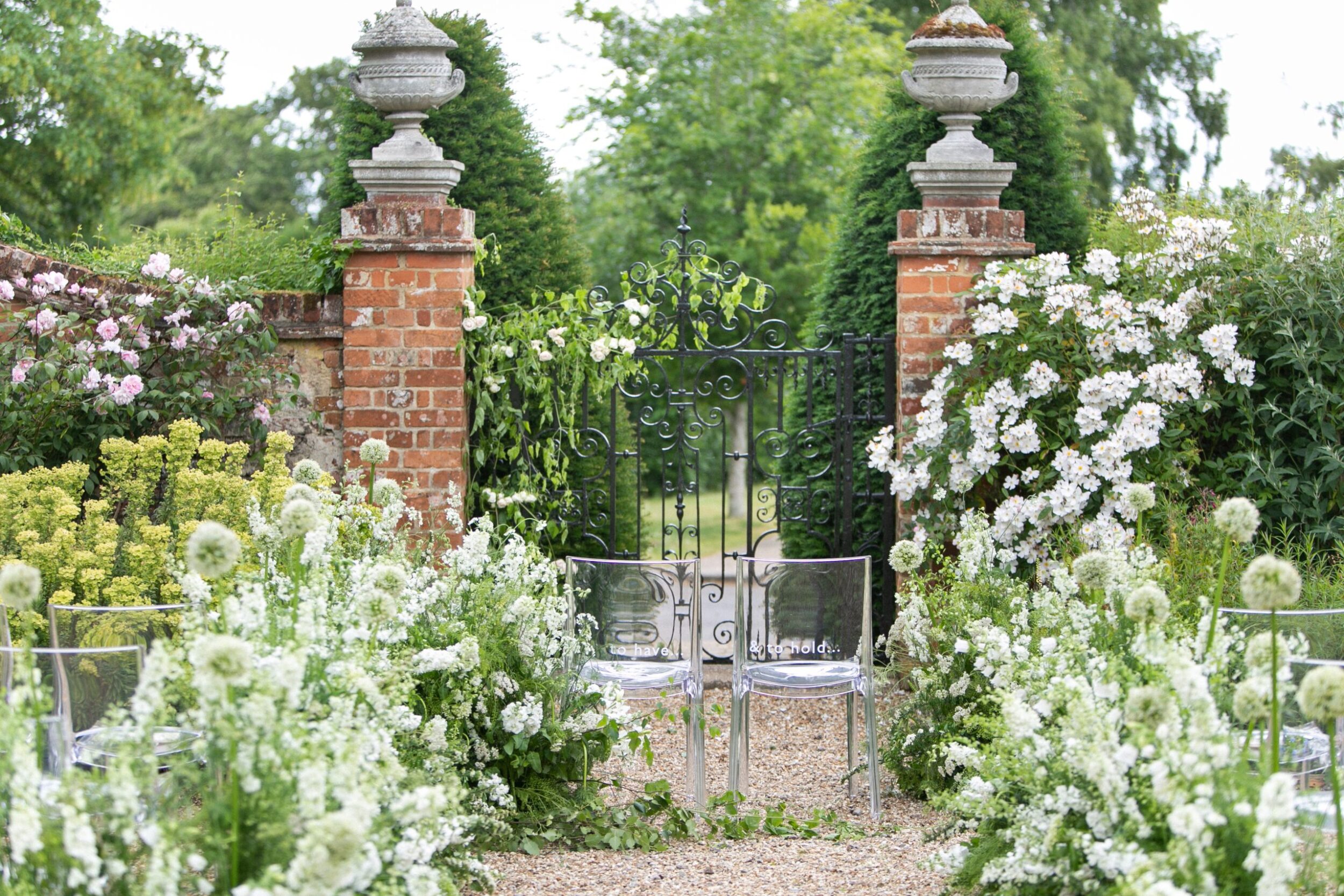 An Intimate Garden Wedding - Four Seasons Hampshire Wedding